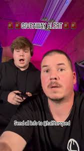 Jeremy Ray Taylor‎‏ הוסיף ‏תמונה חדשה‏.