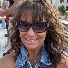 Hot chicken, brunch, and burgers near Aloft Broadway