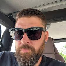 How to cook a pork butt to keep it moist and juicy?