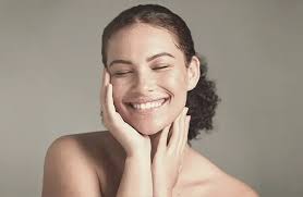 Faltenbehandlung mit Botulinumtoxin bei KONTUR in Mainz