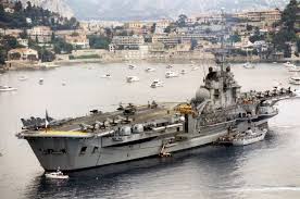 Clemenceau R98 Marine Militaire Porte Avions Navire De Guerre