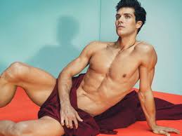 Roberto bolle si ritirerà presto dalle scene. Roberto Bolle Di Nuovo Single B In Rome