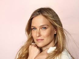 Supermodel Bar Refaeli addresses rocket attacks