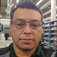 Gustavo Zelaya's Instagram, Twitter & Facebook