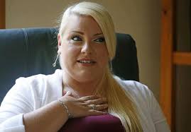 Jennifer Marchant's Instagram, Twitter & Facebook