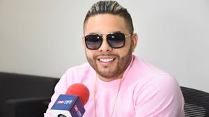 Danny Daniel celebra 10 años de carrera musical y presenta su canción  'Recuerda'