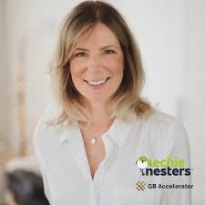 Celeste Kirk's Instagram, Twitter & Facebook