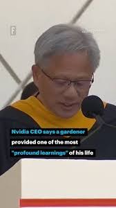 Brenna Samander's Instagram, Twitter & Facebook