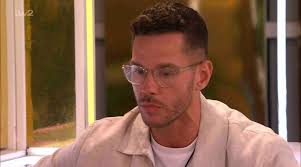 Watch the emotional moment Love Island's Scott Thomas announces he's  leaving the villa sending co-stars into tears
