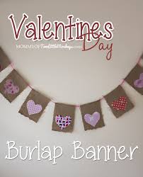 Add some love to your mantel this valentine's day with an adorable diy lace and burlap mantel banner. Valentines Day Burlap Banner With Hearts