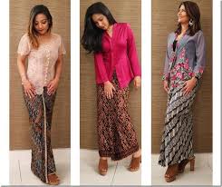 Since it's sunnah to dress in your best on the first day of syawal, we hope these online shops will help you find the outfit you're looking for. 150 Baju Raya 2017 Fashion Ideas Fashion Fashion 2017 Baju Raya