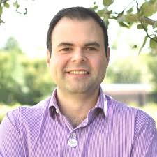 Elin Bergman på LinkedIn: This 100% solar community endured Hurricane Ian  with no loss of power and…