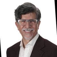 Tom Bachmann's Instagram, Twitter & Facebook