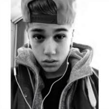 robin bieber ♛ (@robinbiebersosi)