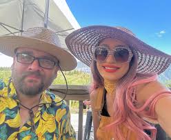 Well friends! This was the first show I have played in a good few years! I  hike a lot with my pal Jesse Dumas and one day whilst up