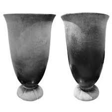 Maybe you would like to learn more about one of these? Karl Springer Furniture Coffee Tables Lucite Lamps More 452 For Sale At 1stdibs