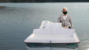 An estimated 2,000 watercraft — with most decked out in patriotic flags and banners — joined the trump law and order parade as it set off from toms river today. Biden Campaign Holds Boat Parade But It S Just Biden Alone In A Paddleboat The Babylon Bee