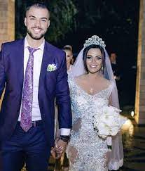 Manele aprilie 2020 carmen de la salciua, nicolae guta, florin salam. Carmen De La SÄƒlciua DeclaraÅ£ie De Dragoste Pentru CuliÅ£Äƒ Sterp In VÄƒzul Tuturor Te IndrÄƒgostesti De Aceeasi PersoanÄƒ Spynews Ro