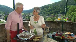 Sobald Die Sonne Nach Draussen Lockt Gibt S Nichts Besseres Als Den Grill Anzufachen Und Wer Keinen Garten Oder Martina Und Moritz Grillen Landfrauen Rezepte