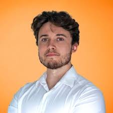 TLC Team Spotlight -Meet James Muncaster- With six years of experience in  commercial broking, James brings a deep understanding of the industry and a  commitment to delivering exceptional results. Over the years,