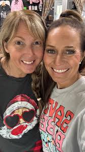 Dancing our way to Christmas!!