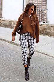 How To Style A Pair Of Plaid Pants Sweater Bag Boots Chic Fall Outfits Simple Fall Outfits Fashion