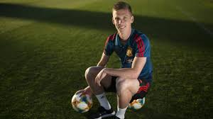 Match ends, spain u21 2, croatia u21 1. Espana Sub 21 Olmo Croacia Mi Sueno Era Y Sigue Siendo Jugar Con Espana As Com