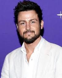 Tyler Hynes has extended he's...