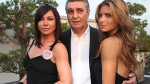 Alles gute zum geburtstag, papi, wo immer du bist, heißt es dort weiter. Rudi Assauer Was Sophia Thomalla Nach Dem Tod Ihres Ziehvaters Bereut Welt