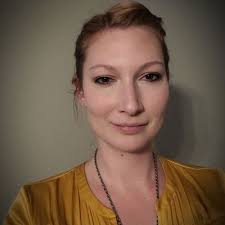 Lindsey Thiessen (@LindsThiessen)