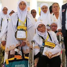 Menurut kepala pusat kesehatan jemaah haji indonesia, angka kematian jemaha haji selama puncak haji tahun 2019, menurut dibanding. 3 Hari Jemaah Haji Malaysia Terkandas Di Lapangan Terbang Jeddah Denaihati