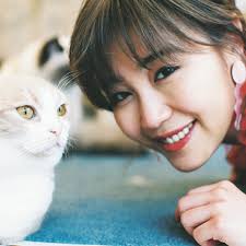 E-girls・鷲尾伶菜の素顔をDream Ayaが撮り下ろし！【photo by Aya in ViVi】 | ViVi さん