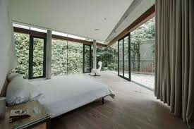 Perpaduan batu alam dengan warna cream pada bagian depan rumah ini mampu menjadikan rumah yang sederhana terkesan lebih mewah. 10 Desain Interior Kamar Tidur Mewah Untuk Tidur Yang Berkualitas Arsitag