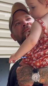 It took him so long to notice 😅