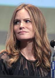 Worldtruth video, the free speech alternative to youtube. Jennifer Jason Leigh Wikipedia