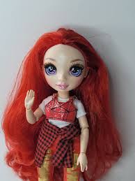 2019 Rainbow High Ruby Anderson Doll red hair flaming boots, and outfit