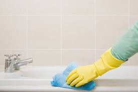remove rust stains from toilets, tubs