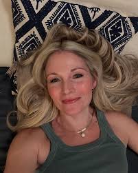 Julie Ann Weiler (@julieannweilermusic) • Instagram photos and videos