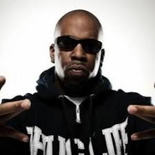 Listen to Moment Of Clarity