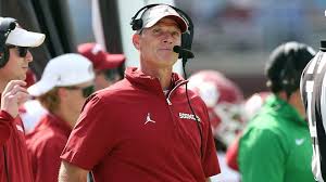 Oklahoma football coach Brent Venables gets $1 million pay cut