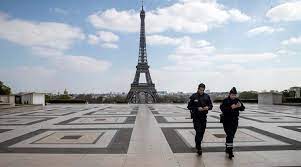 General information on restrictions and recommendations in france and action taken has been centralized on a platform at the following address: France Coronavirus Covid 19 Tracker Region Wise Cases And Deaths
