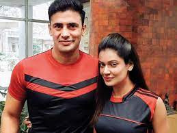Those are candidate like her and know family details and so if you find more details about her then continue reading this article and know payal rohatgi age, bio, family, husband, boyfriend, height, and weight. Payal Rohatgi S Arrest Wrestler Husband Sangram Singh Lashes Out Masala Com