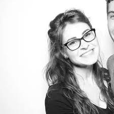 Nina Schell's Instagram, Twitter & Facebook