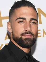 Sebastian francisco lletget is an american professional soccer player who plays as an attacking midfielder for major league soccer club la g. Compare Sebastian Lletget S Height Weight With Other Celebs