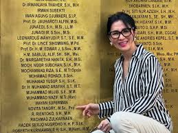 Novita Tandry | ALUMNI PPRA LXIII @lemhannas_ri Hari ini kangen ama  almamater di @lemhannas_ri berkunjung setelah 2,5 thn berlalu. PPRA  Lemhannas RI... | Instagram