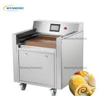 High Quality Automatic Swiss Roll Cake Making Machine with good price