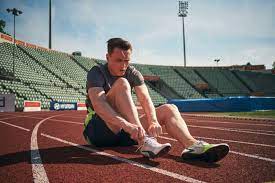 Warholm, in a gv.co story, said he increased from 35 . Olympic Hurdler Karsten Warholm Said Changing His Diet Made Him Better