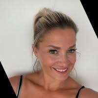 20+ "Nina Brenner" profiles