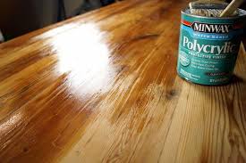 Applying Polyurethane To The Tabletop How To Apply Polyurethane Reclaimed Wood Diy Staining Wood