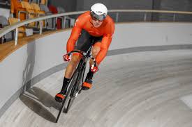 Jeff hoogland ретвитнул(а) sam sherman. Jeffrey Hoogland Graag Wk Beginnen Met Medaille Wk Baanwielrennen Apeldoorn